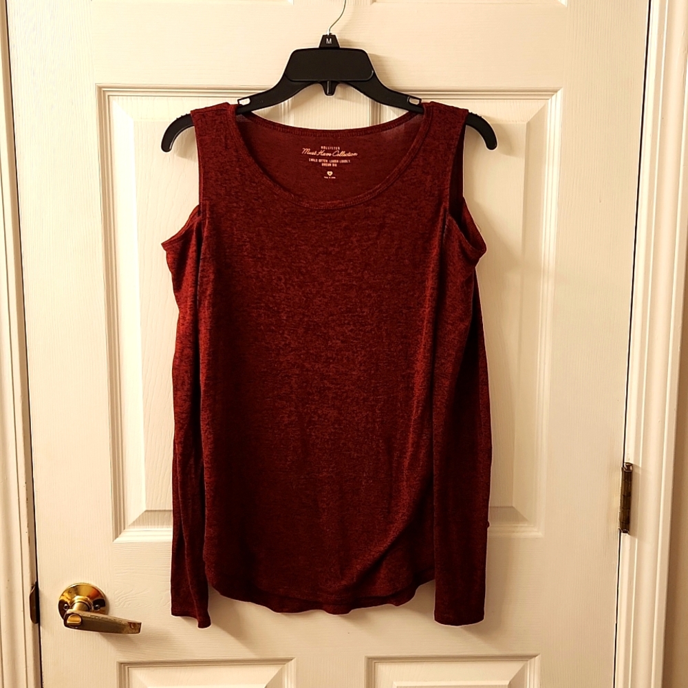 Hollister shoulder cut out sweater